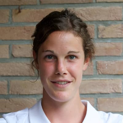 Louise Carton