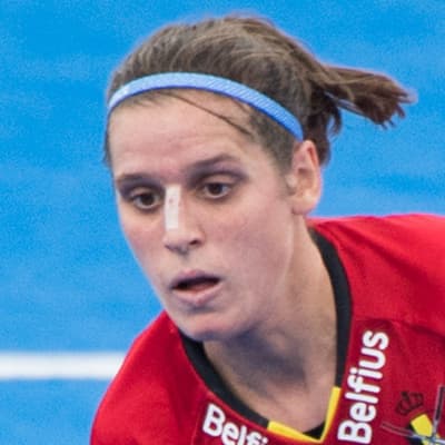 Louise Cavenaile